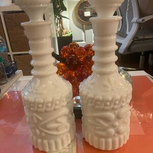 Vintage Jim Bean Elegant milk glass wine/liquor decanter